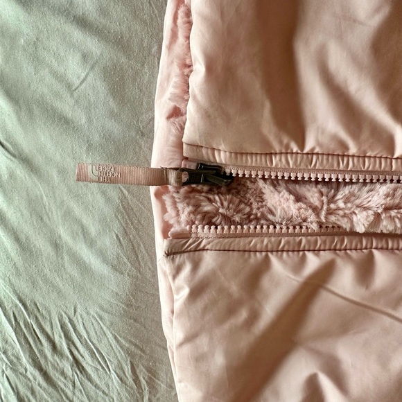 The North Face Reversible Mossbud Swirl Jacket Girls - Picture 4 of 11